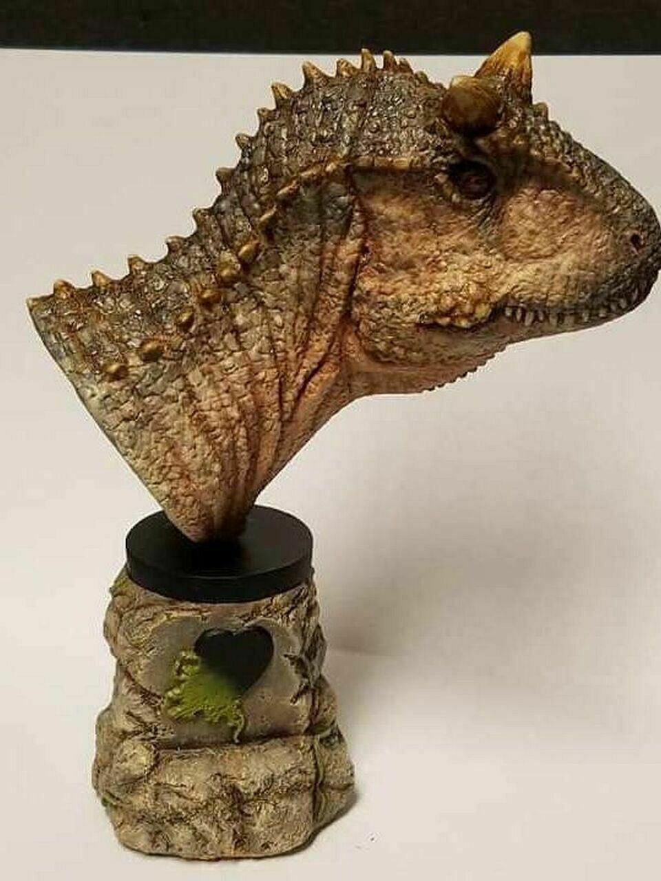 Carnotaurus Dinosaur Bust Unpainted microMANIA™