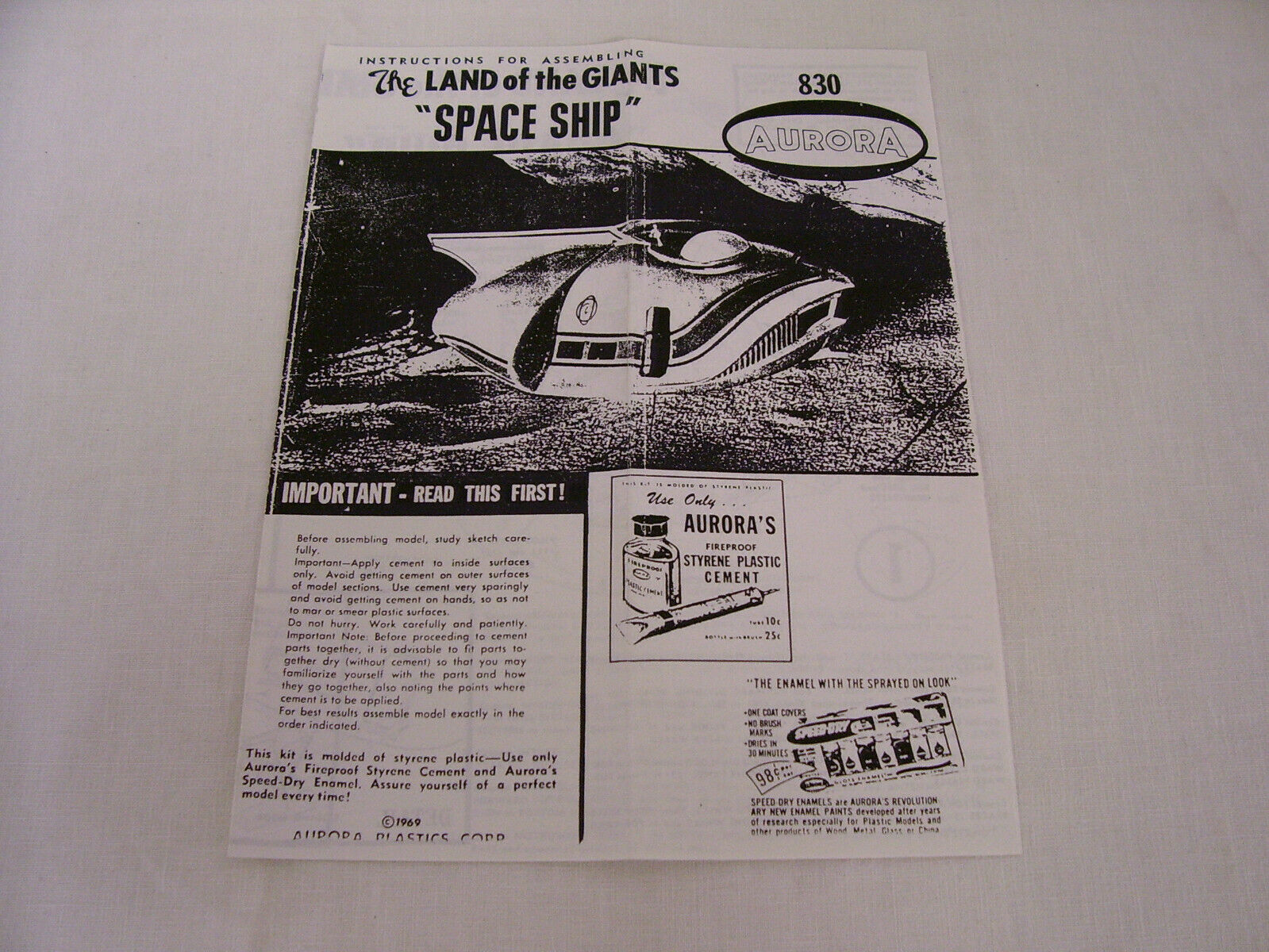 1969 Aurora Model Kit Land Of The Giants "space Ship" Assembly Instructions