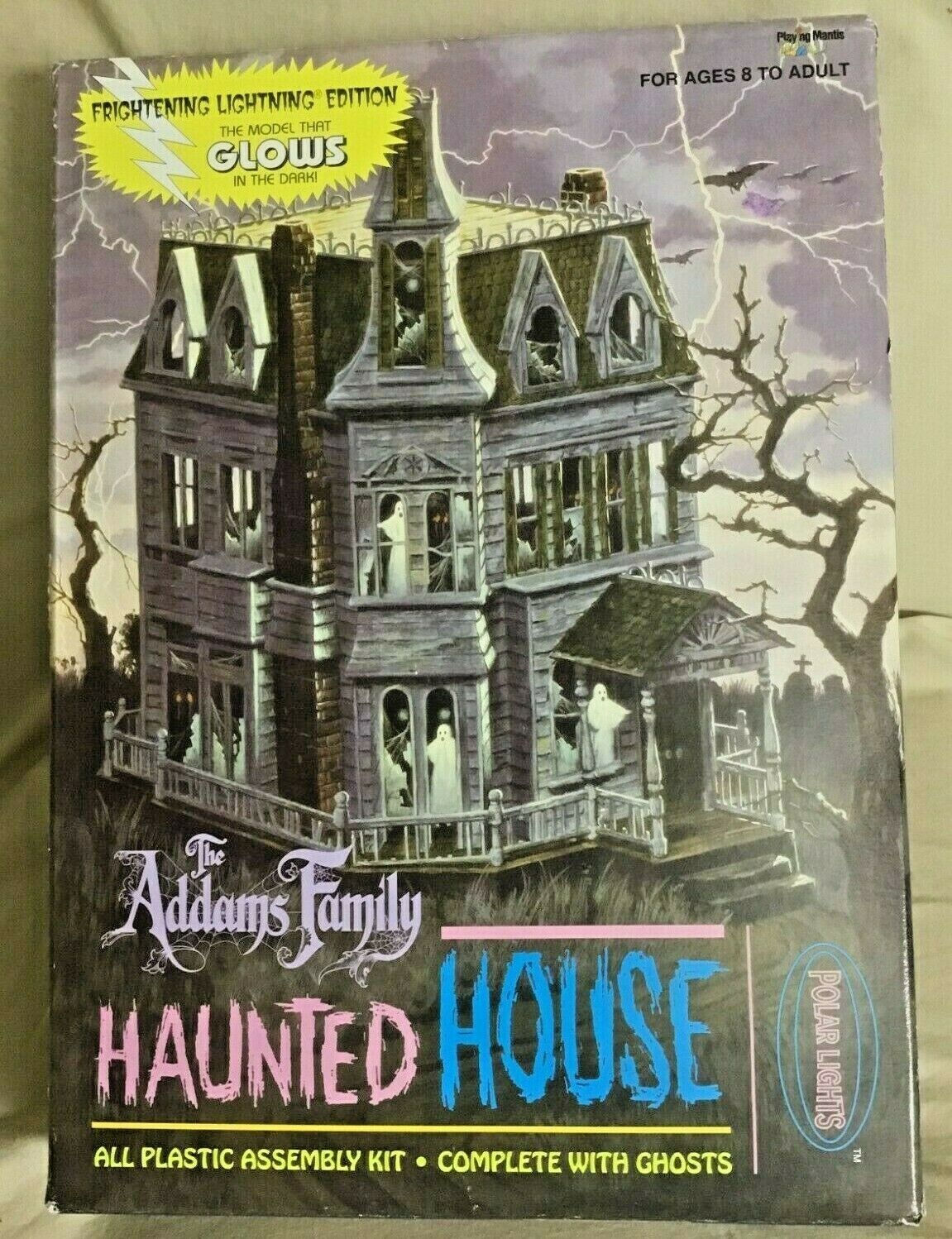 Addams Family House By Polar Lights - Glow Edition  - Open Box Kit