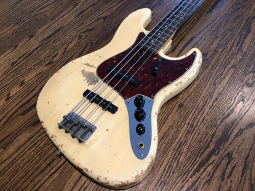 1964 Fender Jazz Bass Blonde