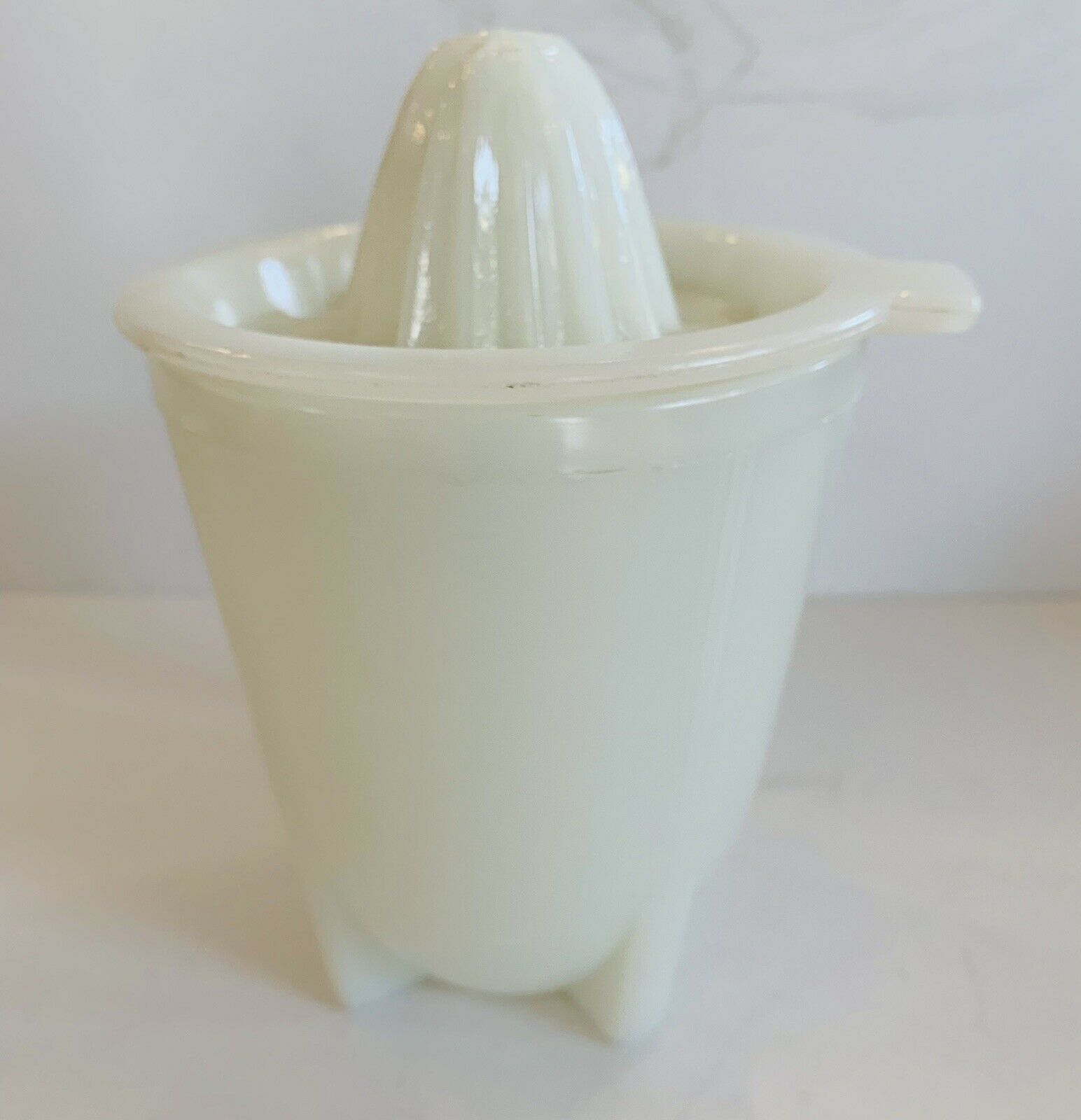 Vintage Art Deco Milk Glass Measuring Cup Reamer Lid